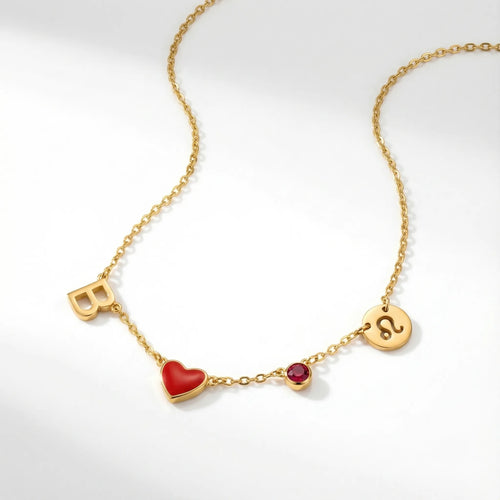 Collana con Iniziale a Forma di Cuore — Placcata Oro 18K - Riveous